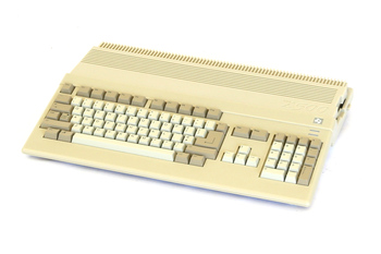 Commodore Amiga 500 (1987) - Replika